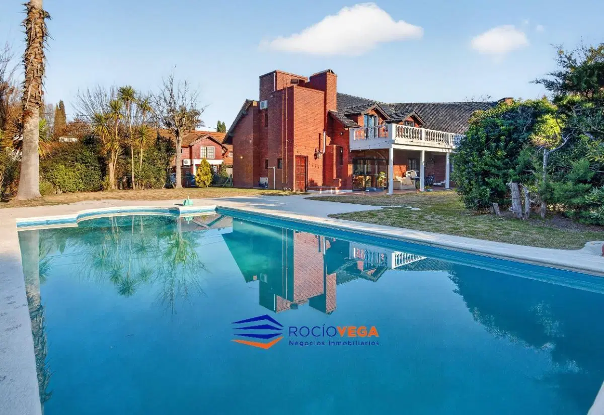 Casa a la venta en Country Banco Provincia, Moreno 2