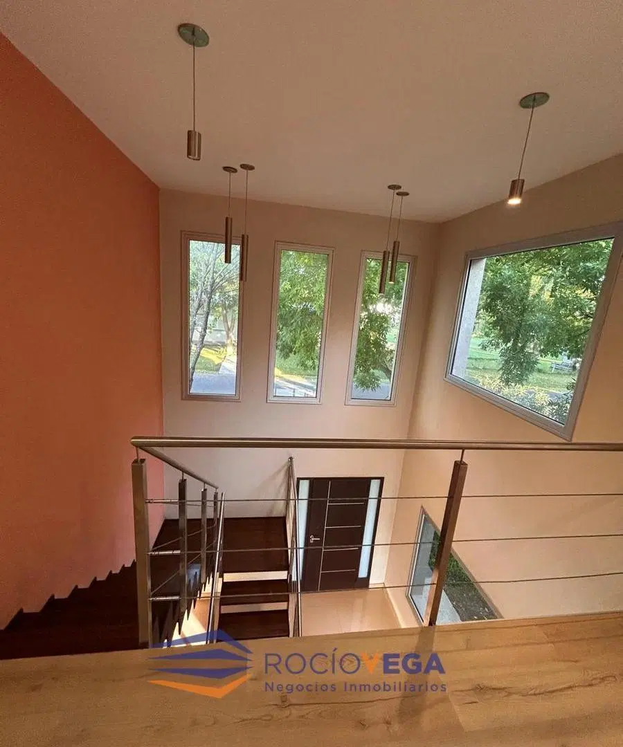 Casa en venta en barrio Santa Ana Moreno 3