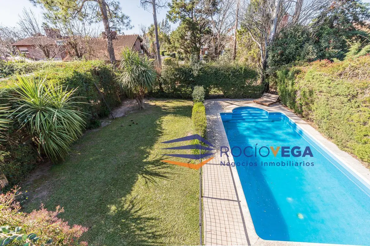 Casa en venta en Country Banco Provincia Francisco Álvarez Moreno 4