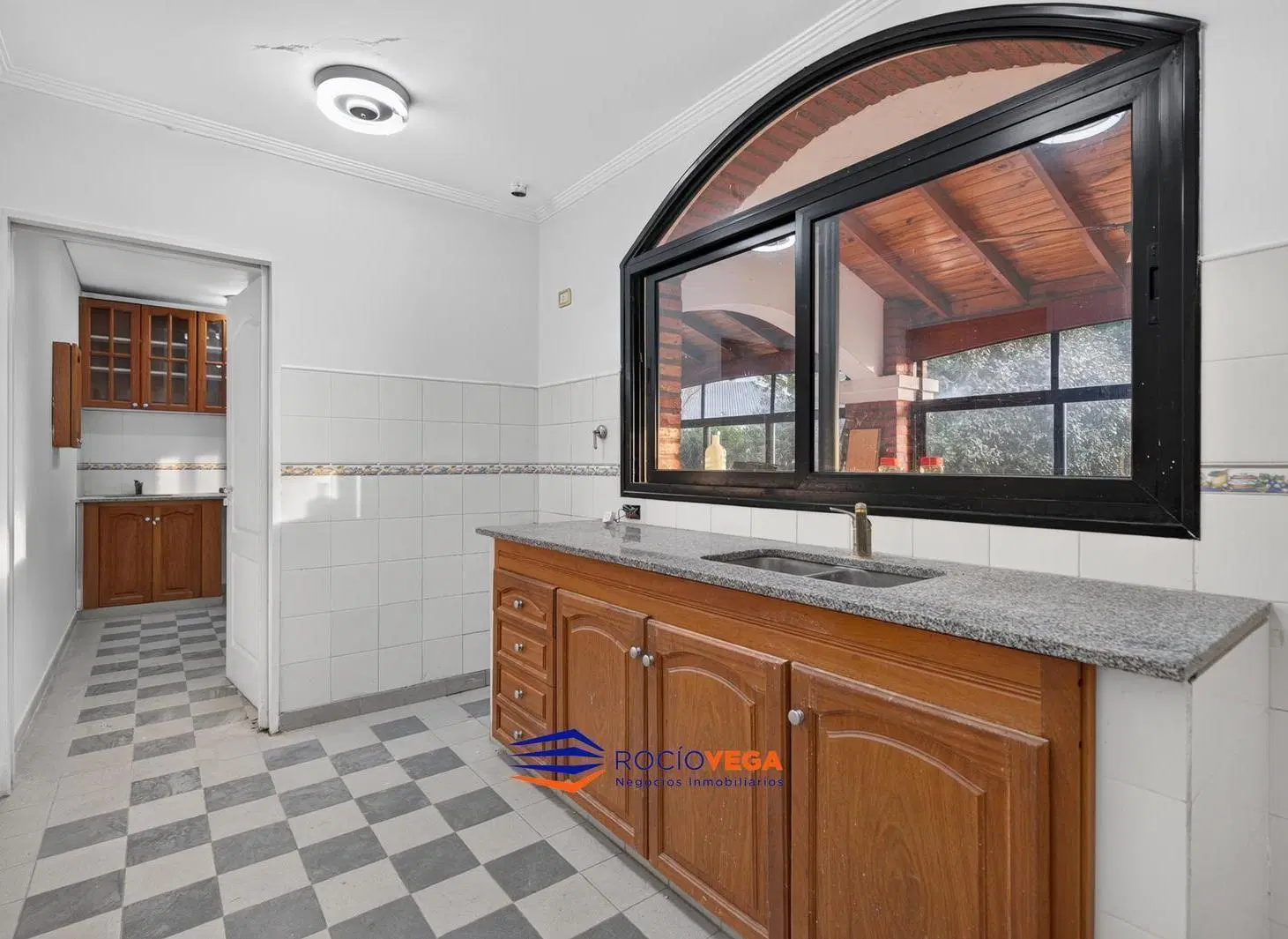Casa a la Venta en Campos de Alvarez,Moreno 2