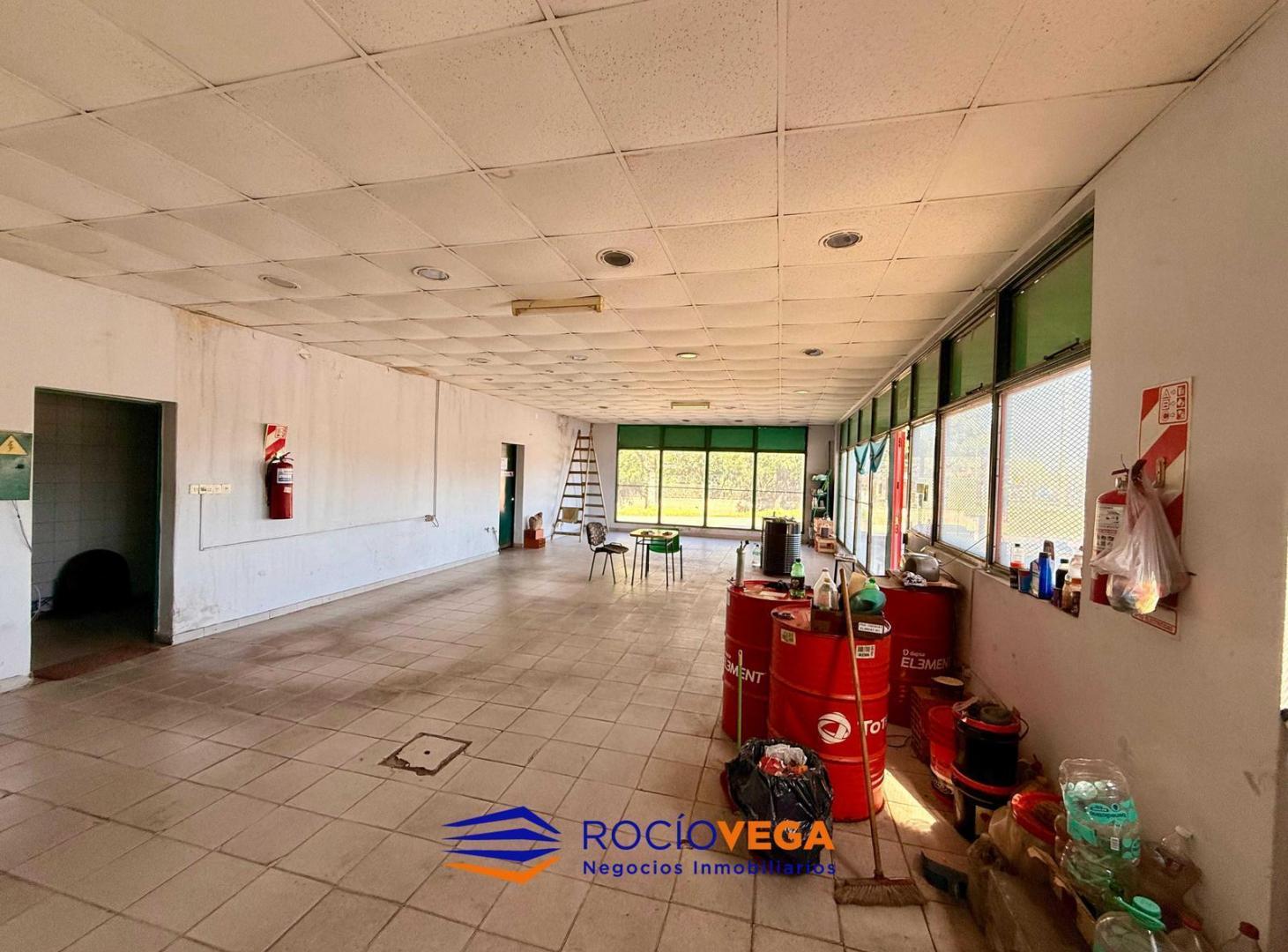 Foto de Venta de edificio comercial, estacion de Servicio, Las Catonas, Moreno, imagen 1
