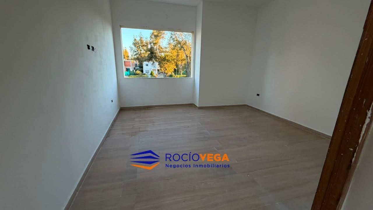 Foto de Casa en Venta en Alvarez del Bosque,Francisco Alvarez, Moreno, imagen 2