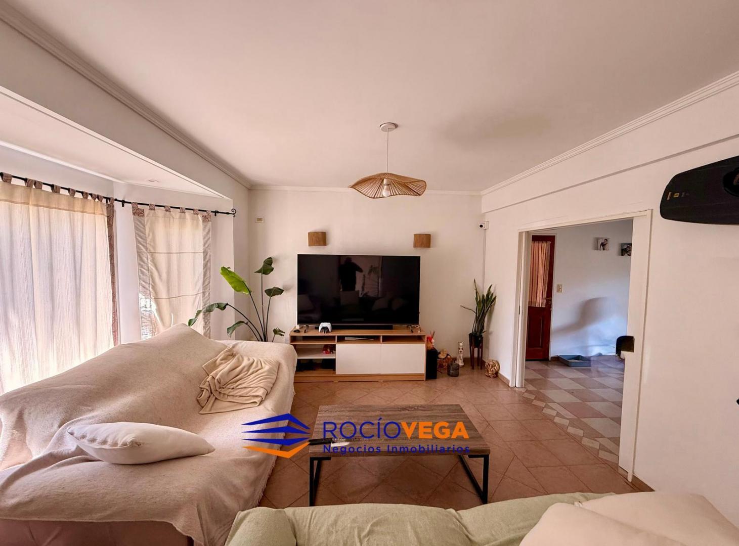 Foto de Casa en alquiler anual en Campos de Alvarez, imagen 1