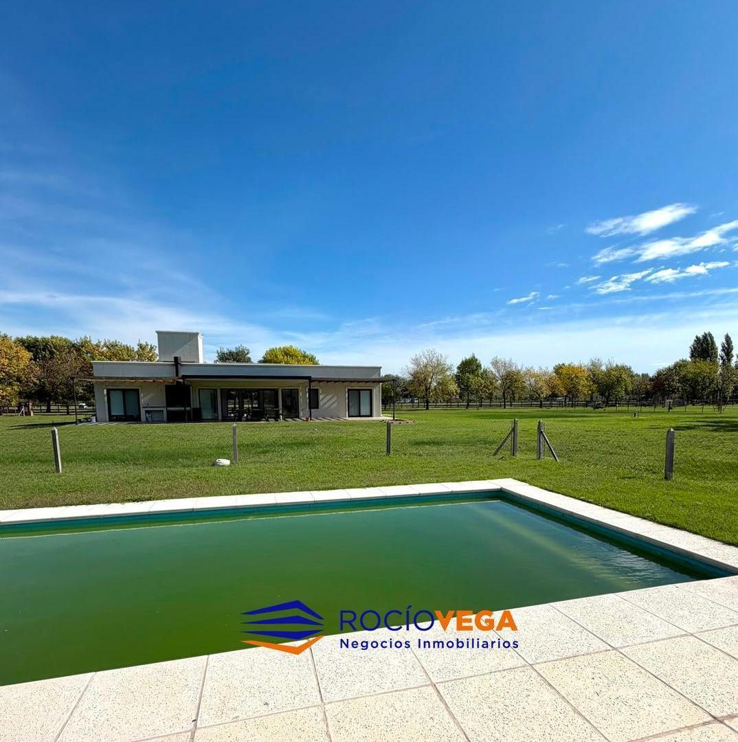 Foto de Casa a la venta en Estancia Las Lilas, Lujan, imagen 2