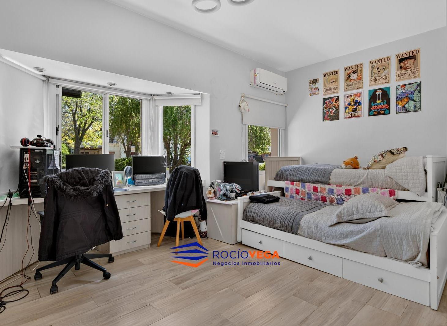 Foto de Casa a la venta en Campos de Alvarez, imagen 2