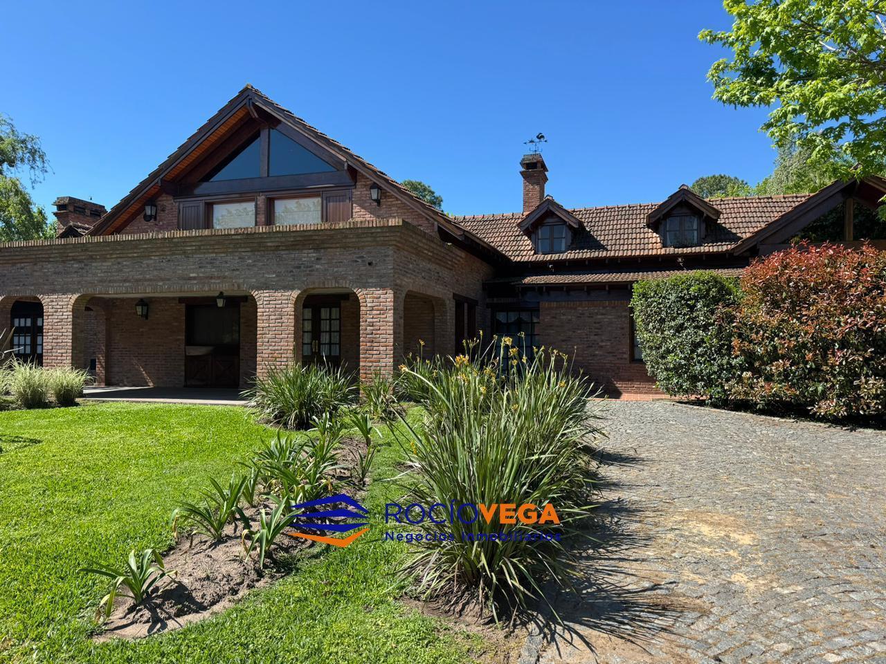Foto de Casa a la venta en Country Club San Diego, Moreno, imagen 2