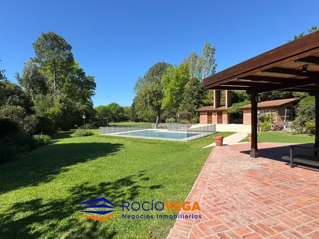 Casa a la venta en Country Club San Diego, Moreno