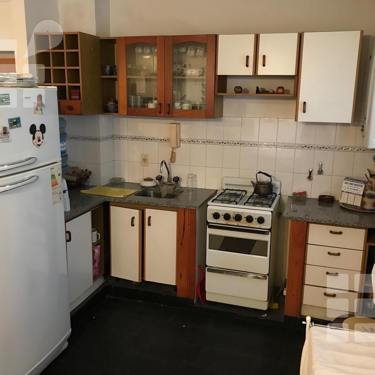Foto de Departamento en Los Hornos, imagen 2
