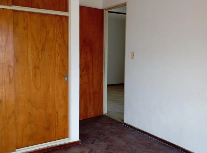 Se alquila departamento de 1 dormitorio, apto oficina 5