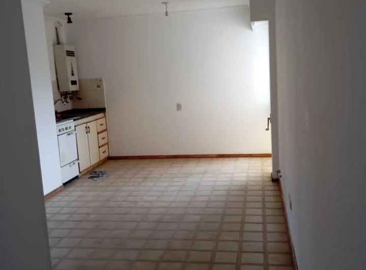 Se alquila departamento de 1 dormitorio, apto oficina 1