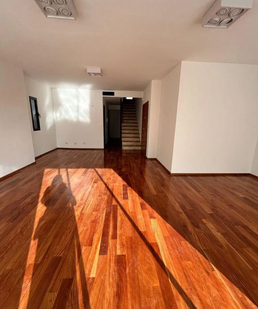Alquiler Depto 6 ambientes - Olivos Isla - Expensas bajas 2