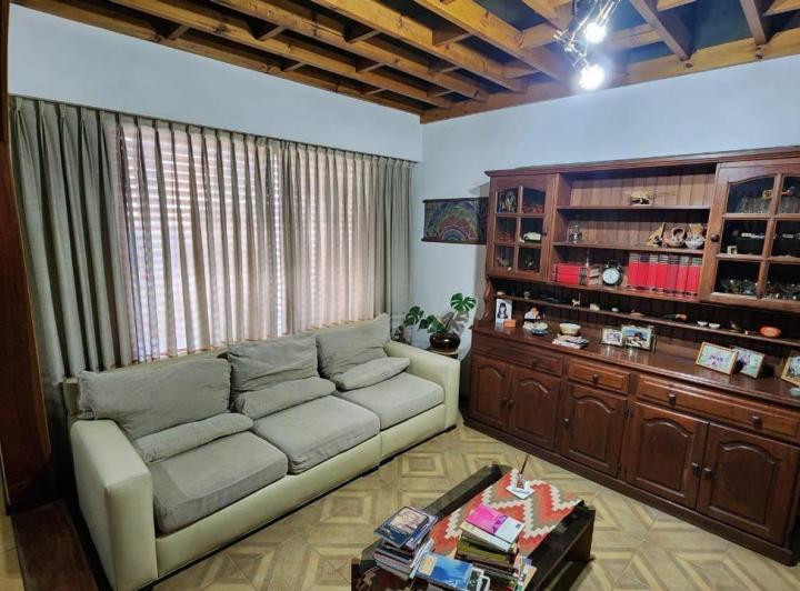 IMPECABLE CASA A LA VENTA EN MERLO - BS.AS. 2