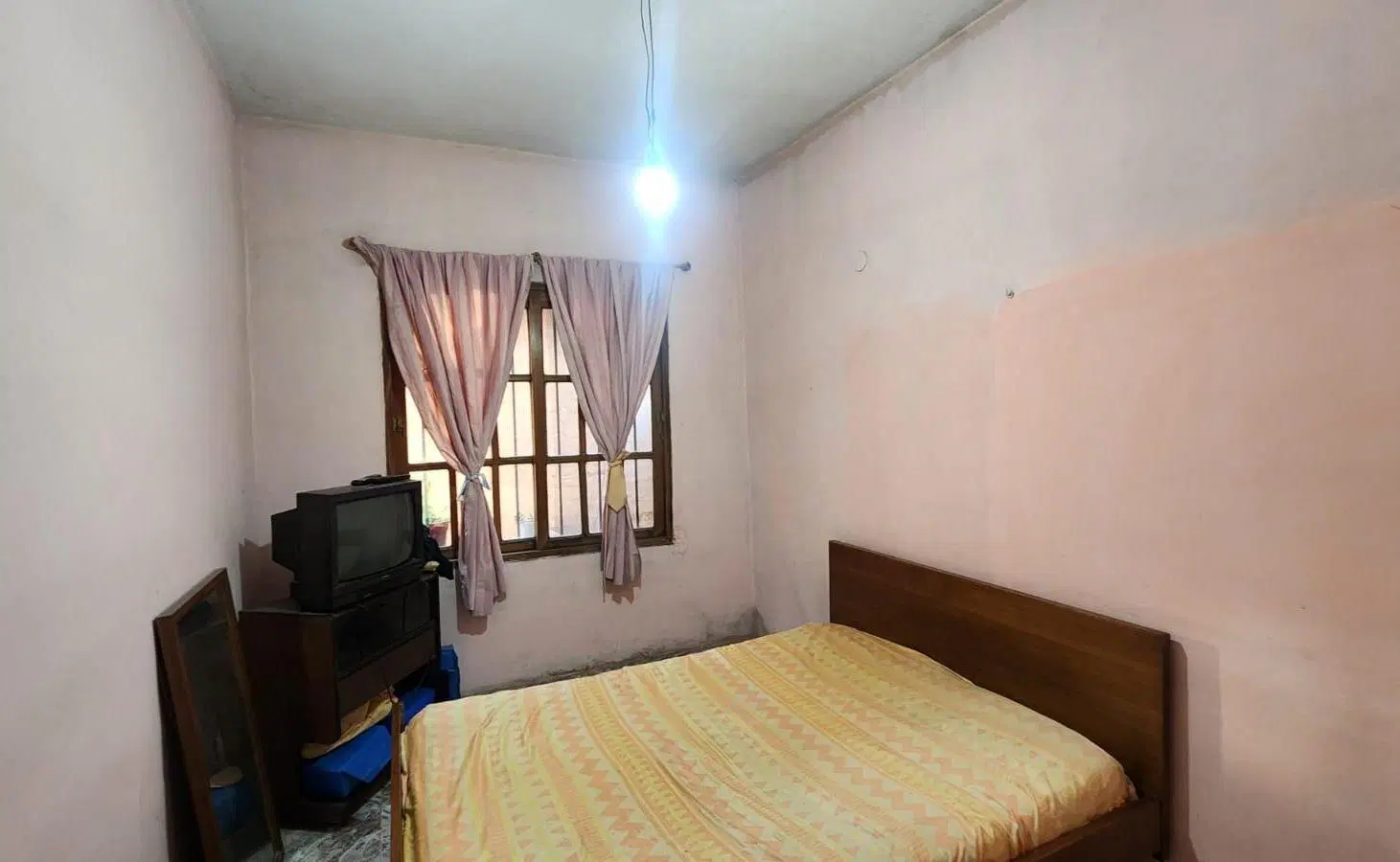 Casa + depto ala venta  en PH en Libertad 4