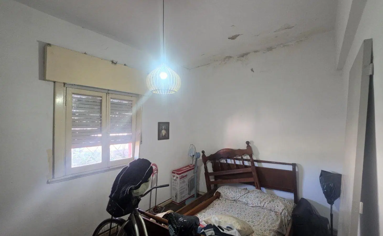 CASA A LA VENTA EN SAN ANTONIO DE PADUA , MERLO - BS.AS. / A RECICLAR 5