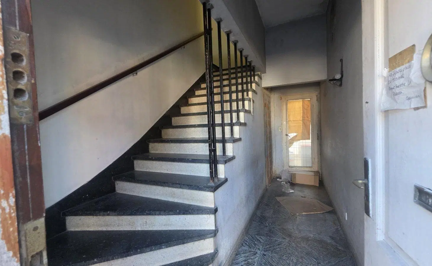 DEPARTAMENTO EN PLANTA ALTA CON TERRAZA EN ALQUILER EN PARQUE SAN MARTIN - MERLO, BS.AS. 5