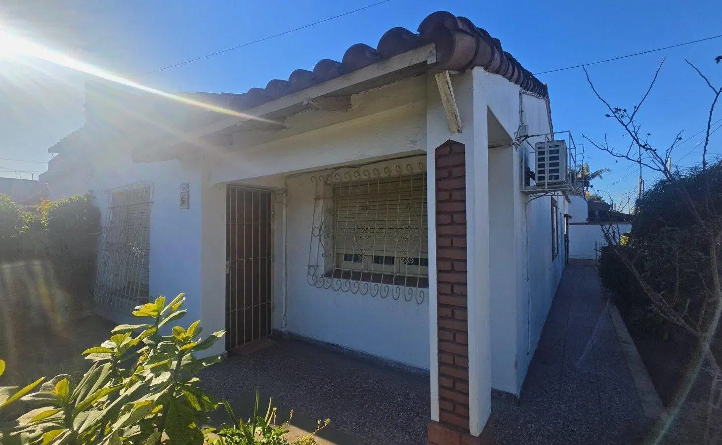 CASA A LA VENTA EN EL PARQUE SAN MARTIN - MERLO , BS.AS.  / LISTA PARA IR A VIVIIR 5