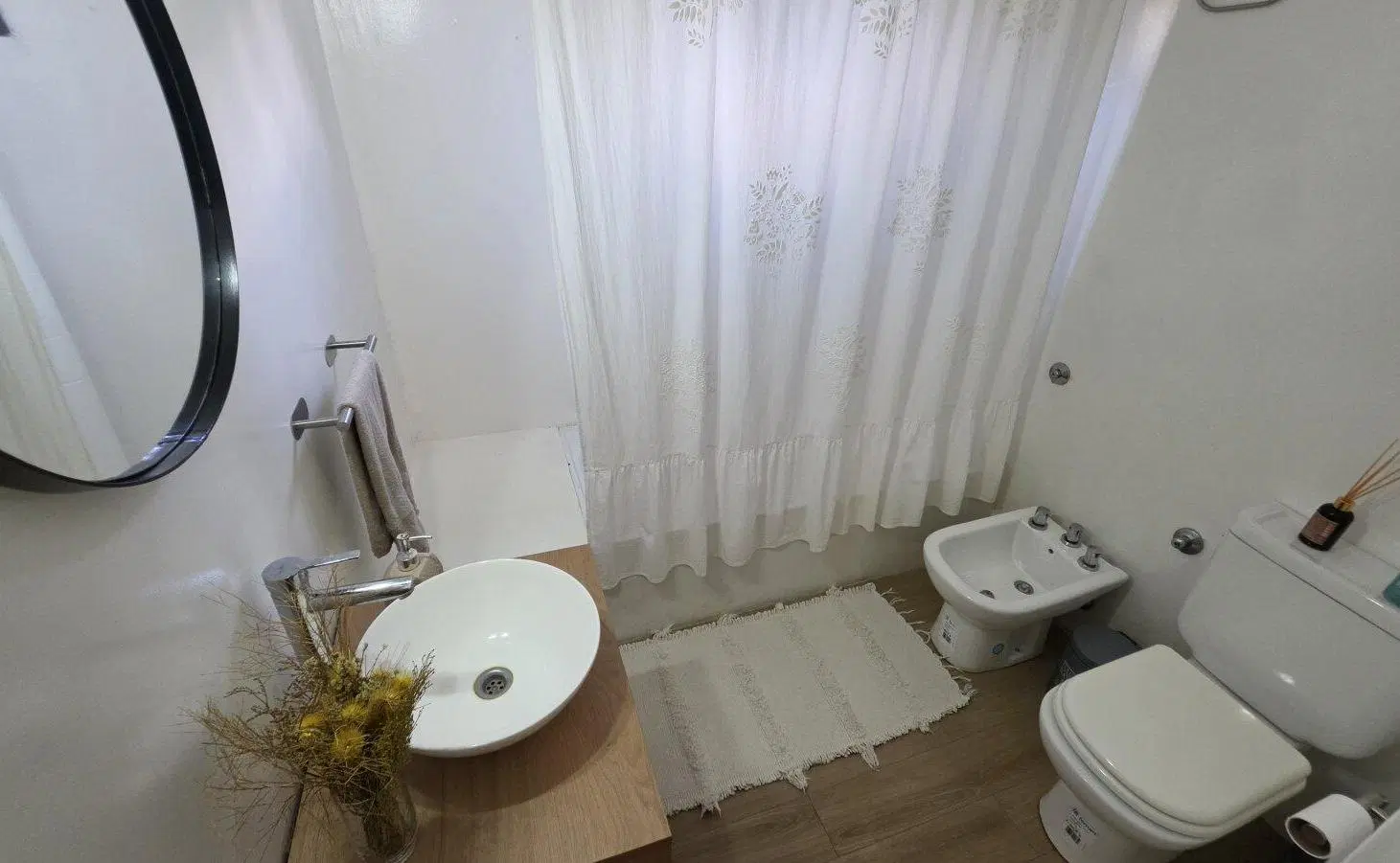 CASA EN PH CON AMPLIO FONDO + DEPTO - LISTA PARA IR A VIVIR - EN MERLO, BS.AS. 5