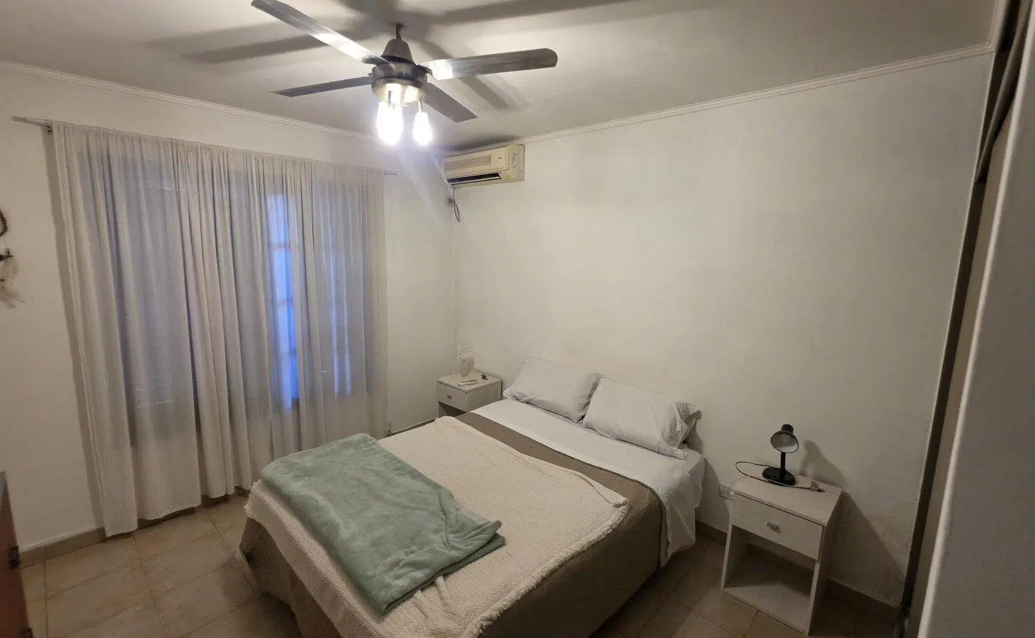 CASA EN PH CON AMPLIO FONDO + DEPTO - LISTA PARA IR A VIVIR - EN MERLO, BS.AS. 8