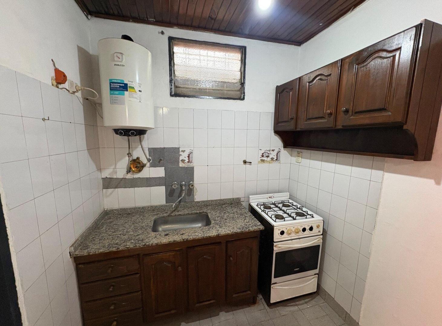 Foto de DEPARTAMENTO 2 AMBIENTES CON PATIO EN ALQUILER , LIBERTAD, MERLO, imagen 4