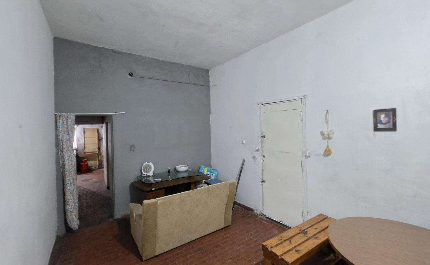 Foto de CASA EN LIBERTAD (MERLO, BS.AS.) A LA VENTA - IDEAL PARA REFACCIONARLA, imagen 3