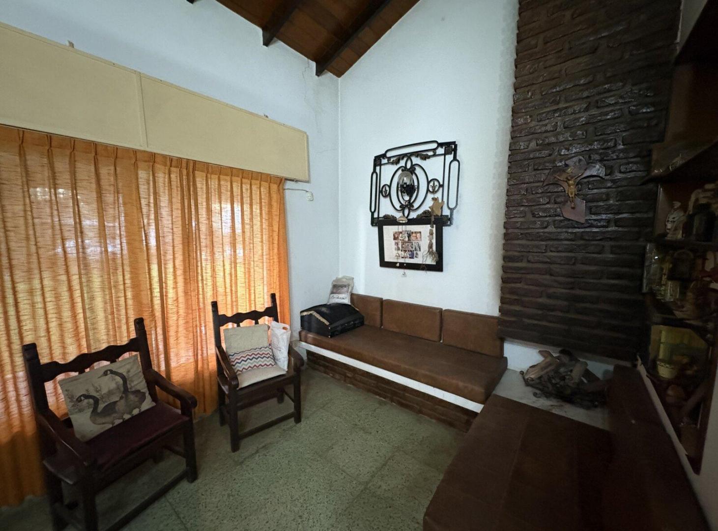 Foto de Casa Quinta con Pileta en Parque San Martin - Merlo, imagen 3