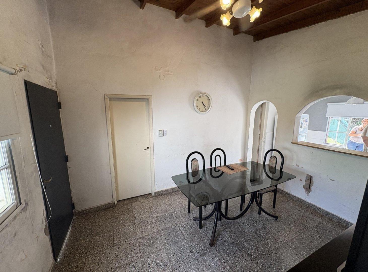 Foto de OPORTUNINDAD CASA A LA VENTA de 4 Amb en San Antonio de Padua - Merlo, imagen 5