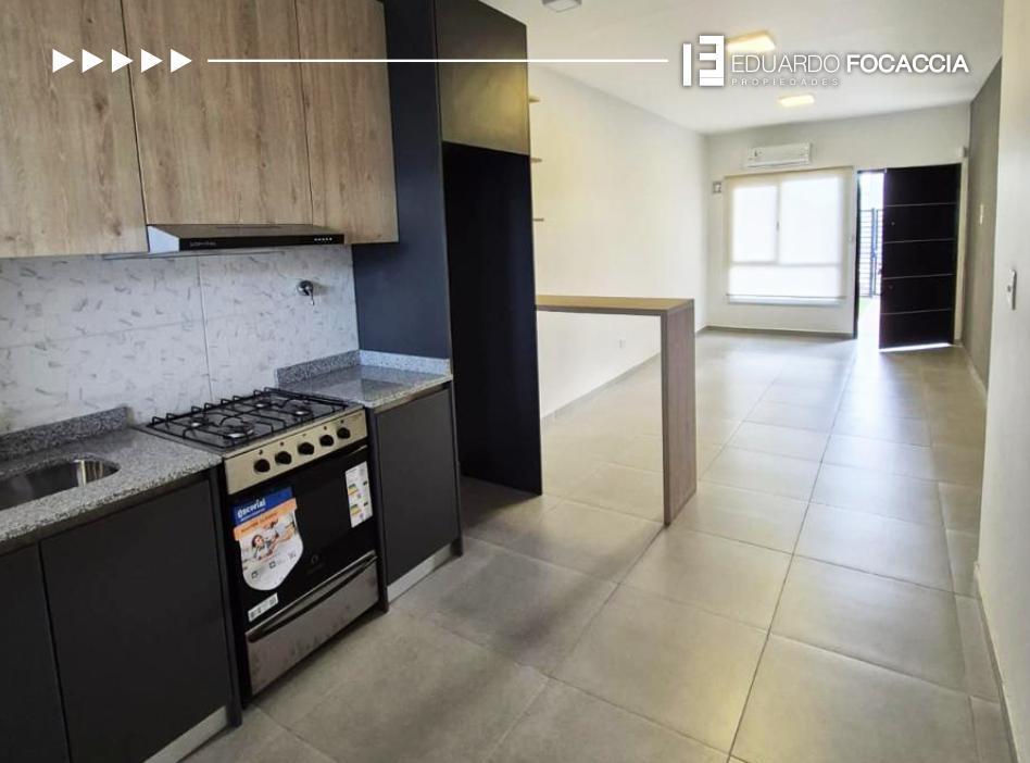 Foto de Casa en pozo, Barrio Altos de Alberdi, Plottier, imagen 4