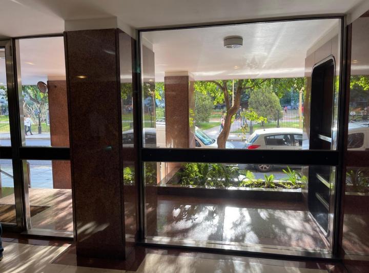 Piso A Nuevo - 4 dormitorios en suite - Frente a Plaza Vicente Lopez 1