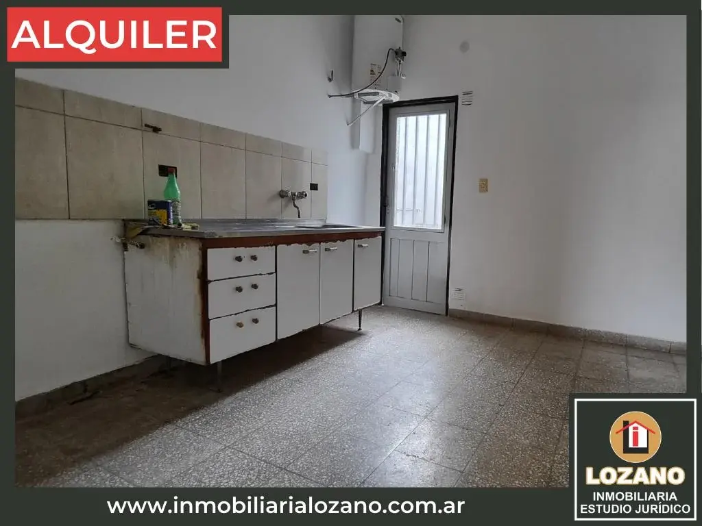 Casa Alquiler 2 Dormitorios B° Colón 4