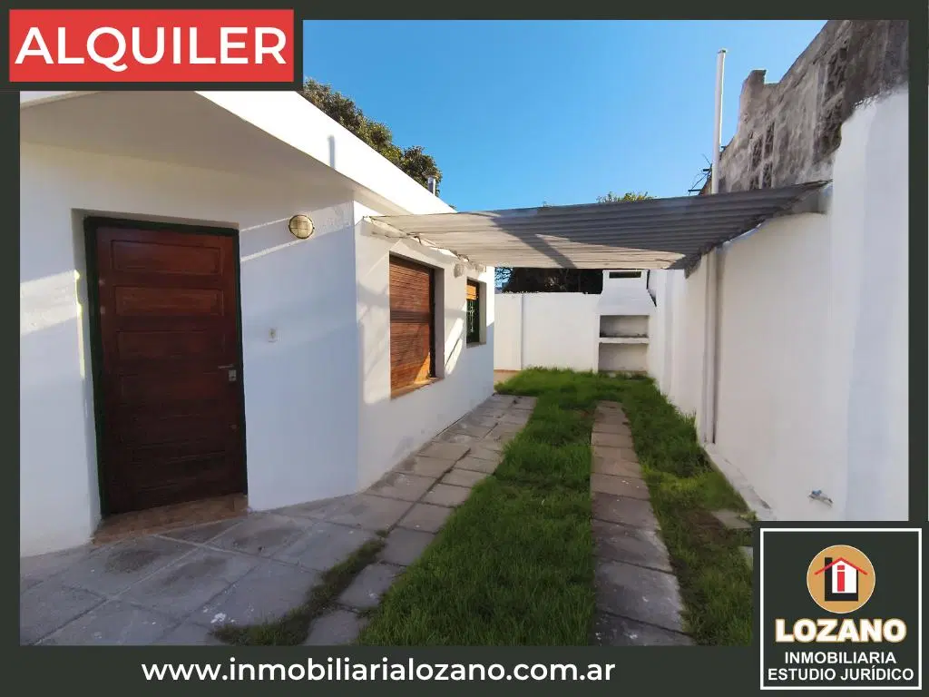 Departamento con Entrada de Vehículo en Alquiler B° San Pablo 2