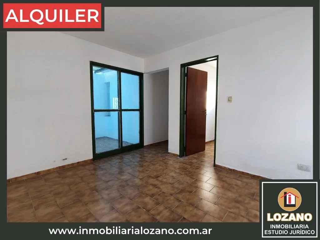 Departamento con Entrada de Vehículo en Alquiler B° San Pablo 4
