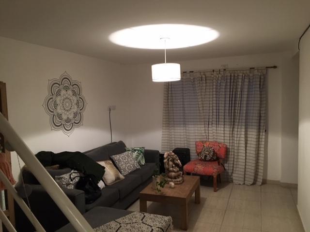 Foto de DEPARTAMENTO DUPLEX 3 AMBIENTES AL FRENTE BALCON PATIO PROPIO 2 COCHERAS, imagen 2