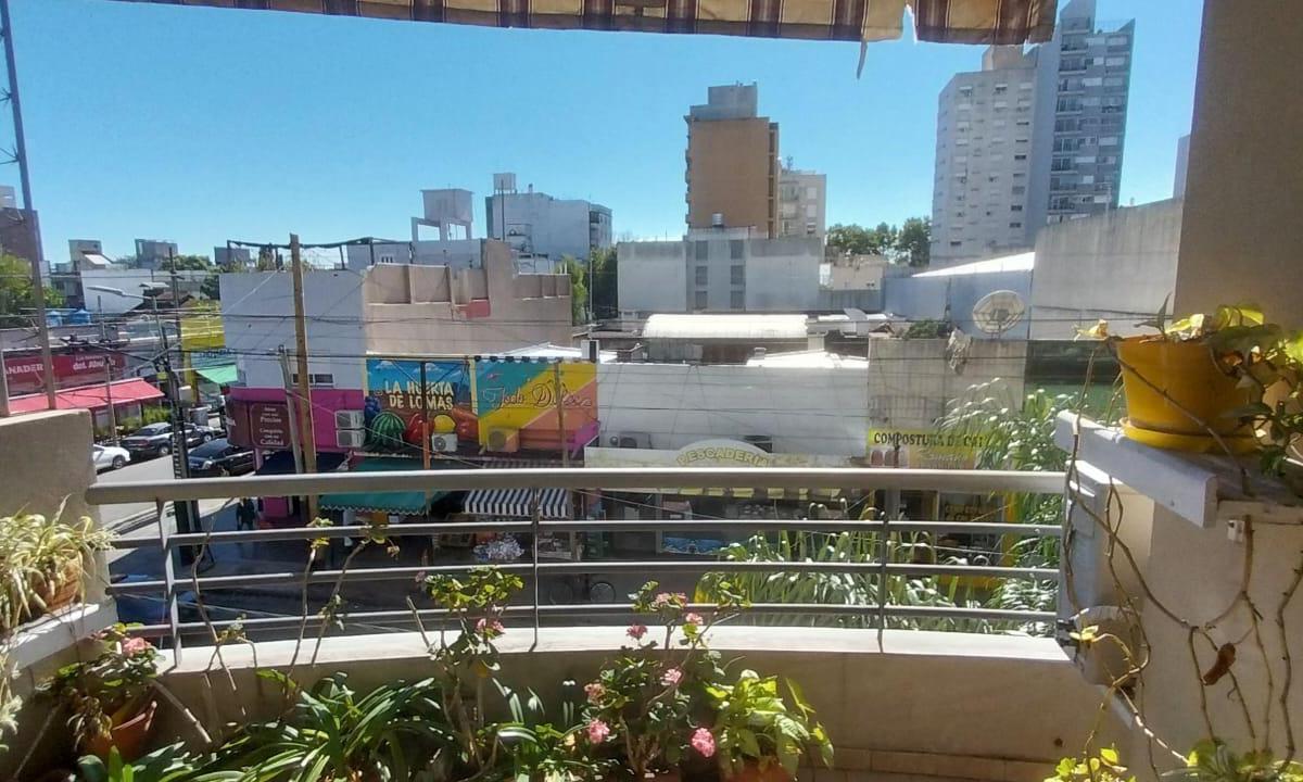 VENDE DEPARTAMENTO 3 AMB LOMAS