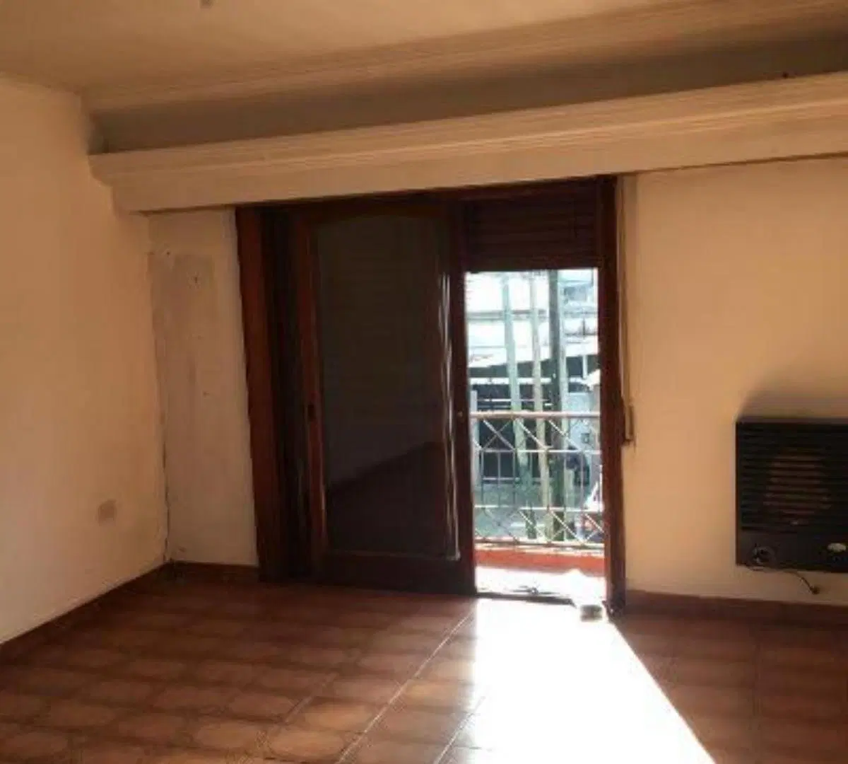 ALQUILA CASA BANFIELD 4