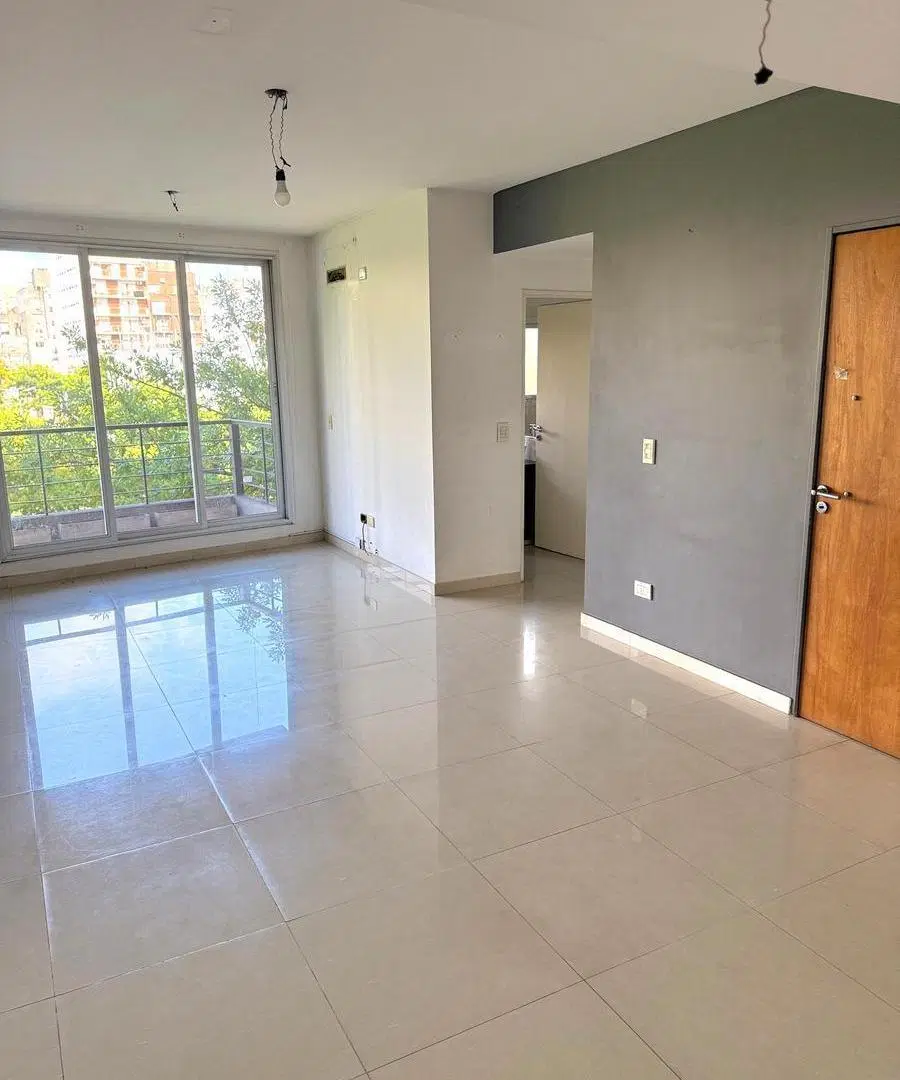 Av. Jujuy 368: depto. 2amb. balcón, impecable. 4