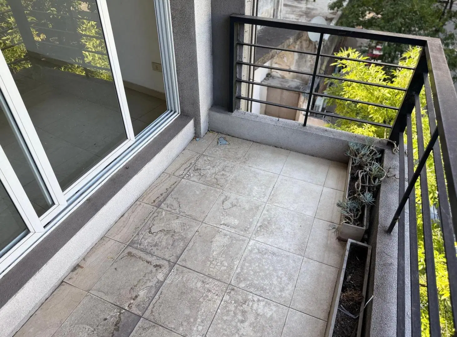 Av. Jujuy 368: depto. 2amb. balcón, impecable. 2