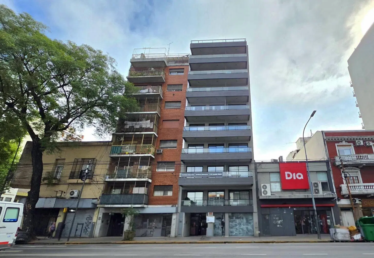Av. Rivadavia 8879: DEPTO. 1amb. divisible balcón al contrafrente. A ESTRENAR 3