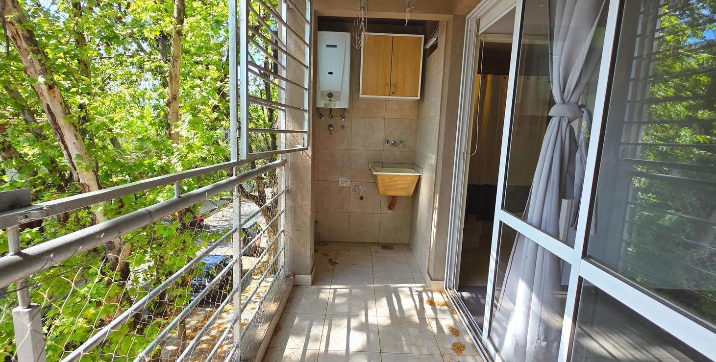 Foto de Rivera Indarte 743: AMPLIO e IMPECABLE MONOAMBIENTE BALCÓN, imagen 5