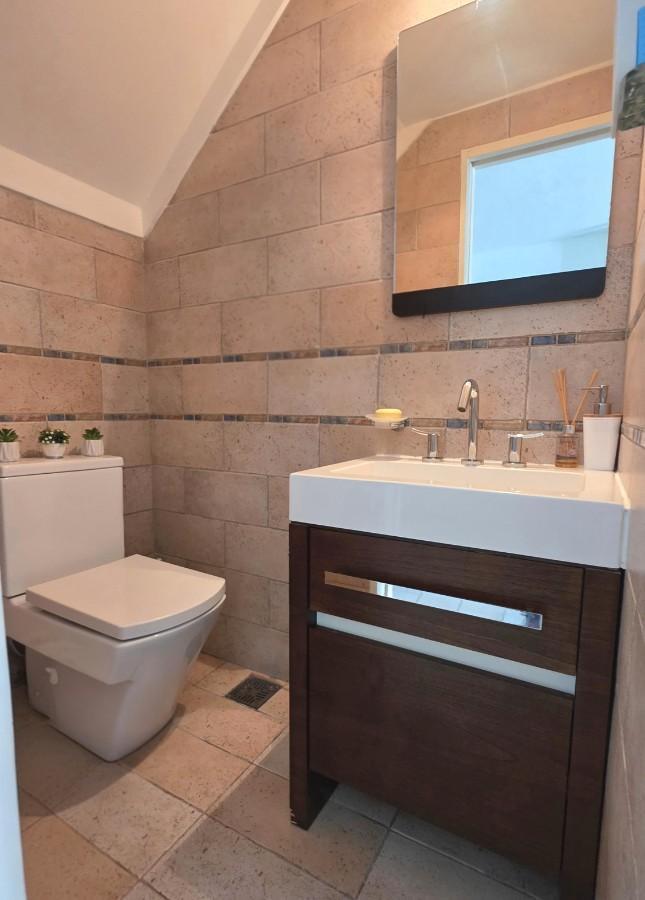 Foto de Concordia 2082: impecable triplex 6amb. patio/quincho pileta cochera, imagen 5