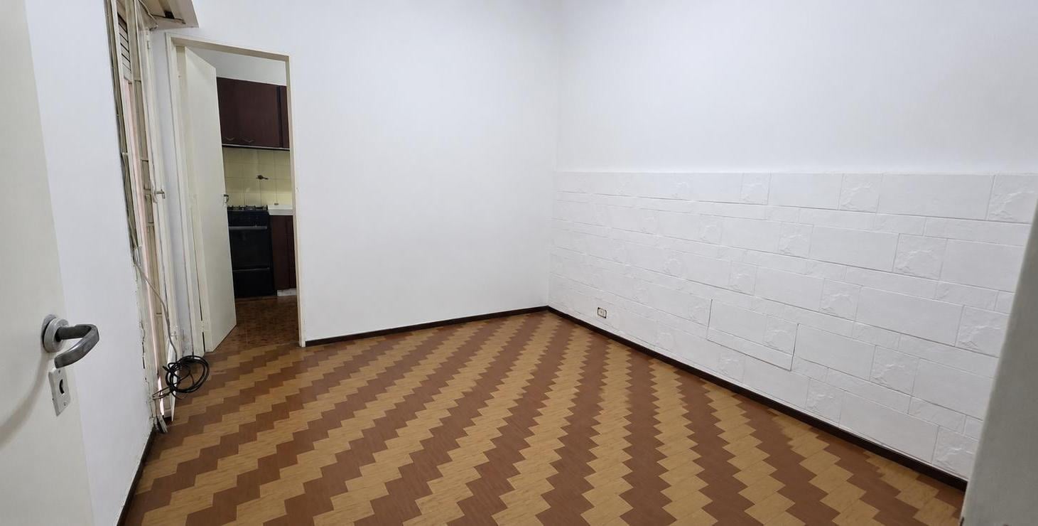 Foto de Ramón Falcón 4459: PH 2amb. patio, bajas expensas!, imagen 5