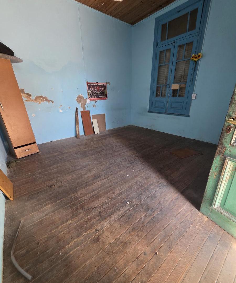 Foto de Mozart 166: CASA A RECICLAR 3AMB. + PATIO + TERRAZA, imagen 2