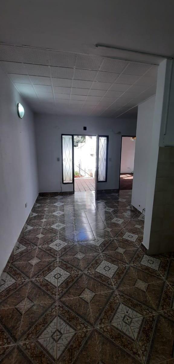 Se VENDE casa en Freyre 1149