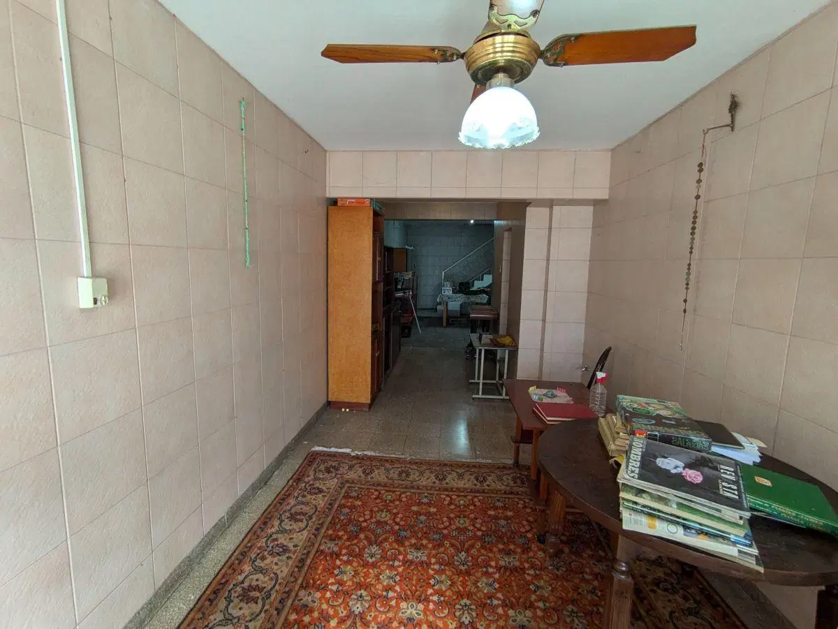 Se VENDE casa en Alberdi 4