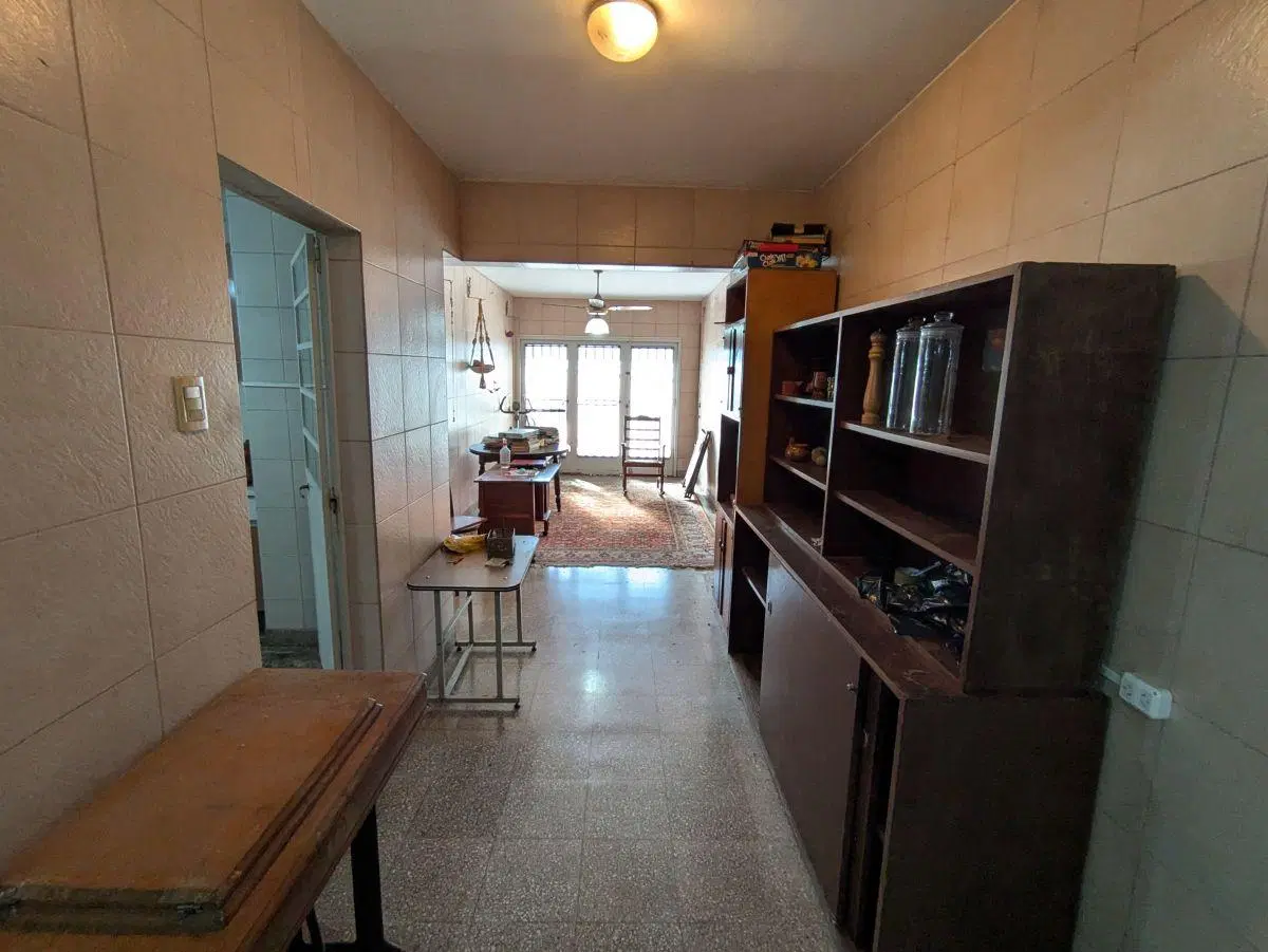 Se VENDE casa en Alberdi 2