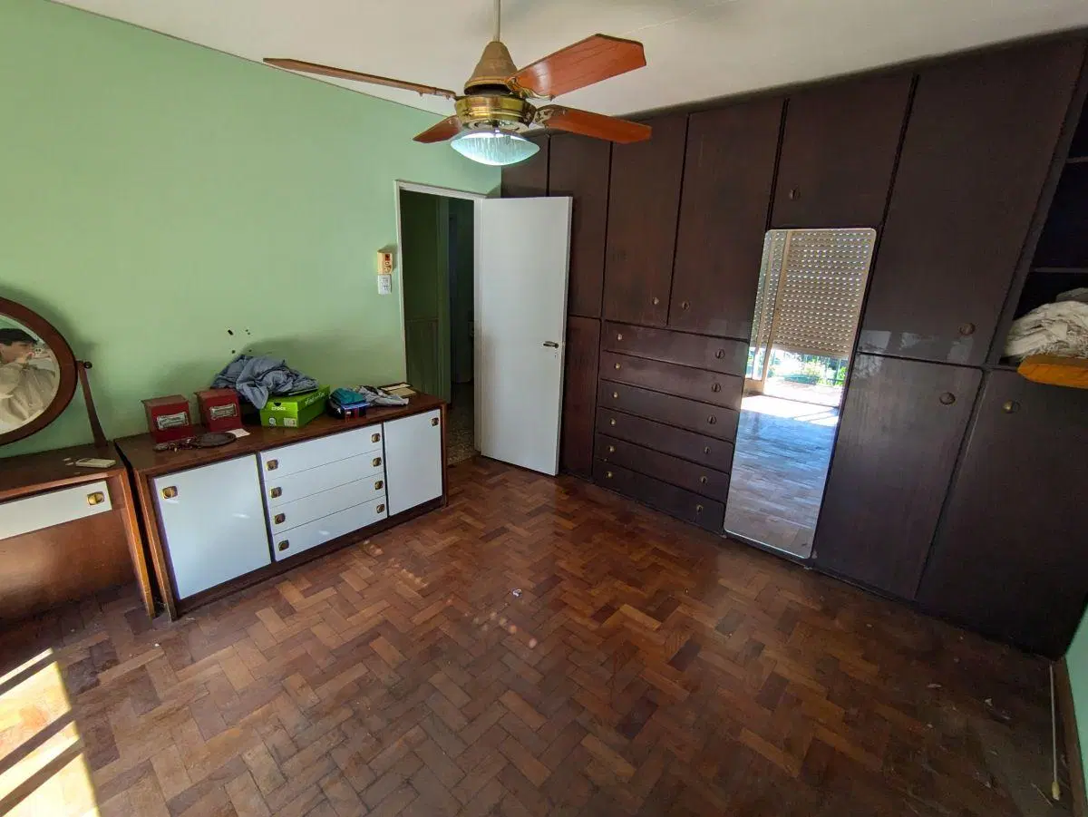 Se VENDE casa en Alberdi 5