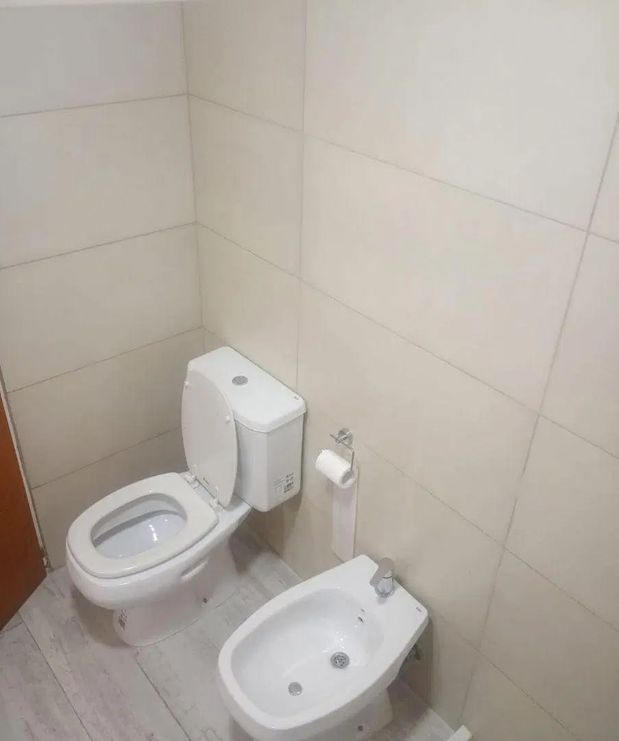 Se ALQUILA monoambiente en Almafuerte 607 8
