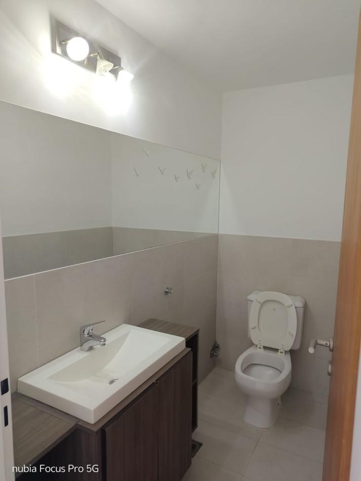 Foto de Se ALQUILA departamento en Alberdi, imagen 4