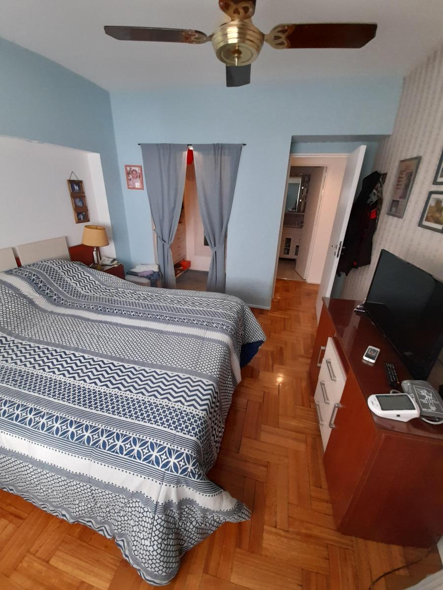 4 Ambientes en Muy Buen Estado con Vista Abierta y Balcón Terraza con Parrilla 3