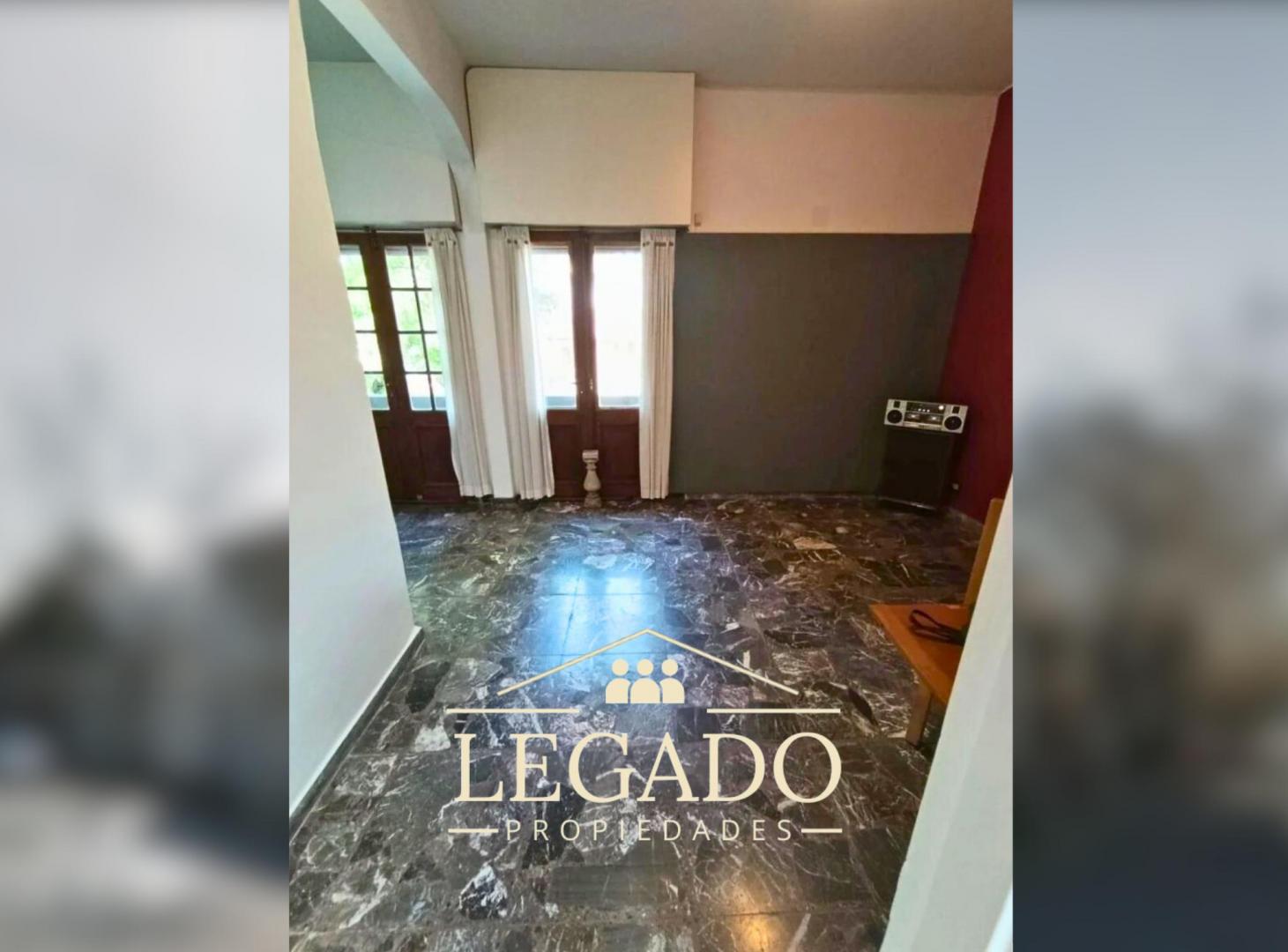 ## RESERVADO ## PH 3 Ambientes - Villa Devoto - Balcón - Reciclado - Sin Expensas
