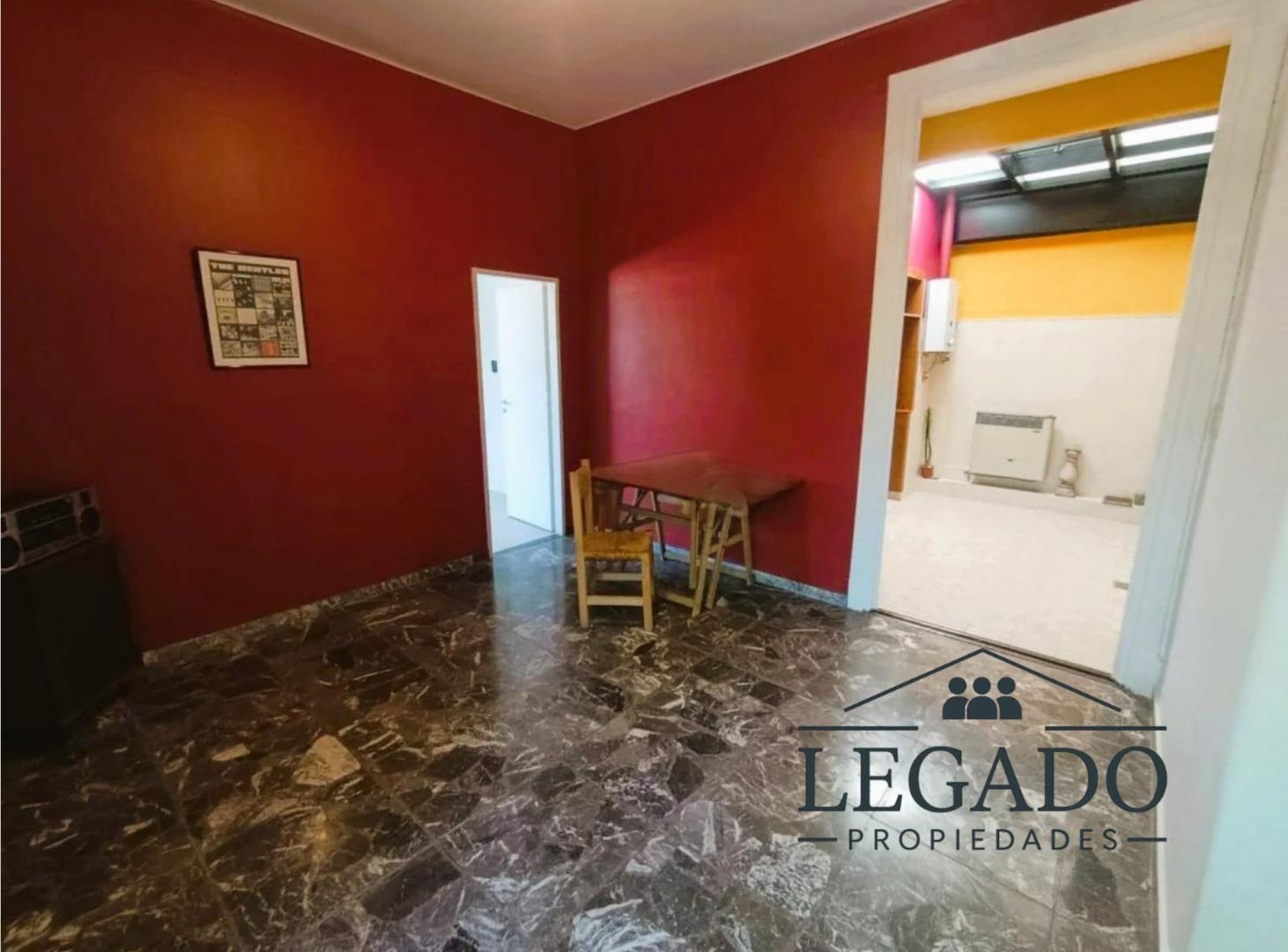 ## RESERVADO ## PH 3 Ambientes - Villa Devoto - Balcón - Reciclado - Sin Expensas